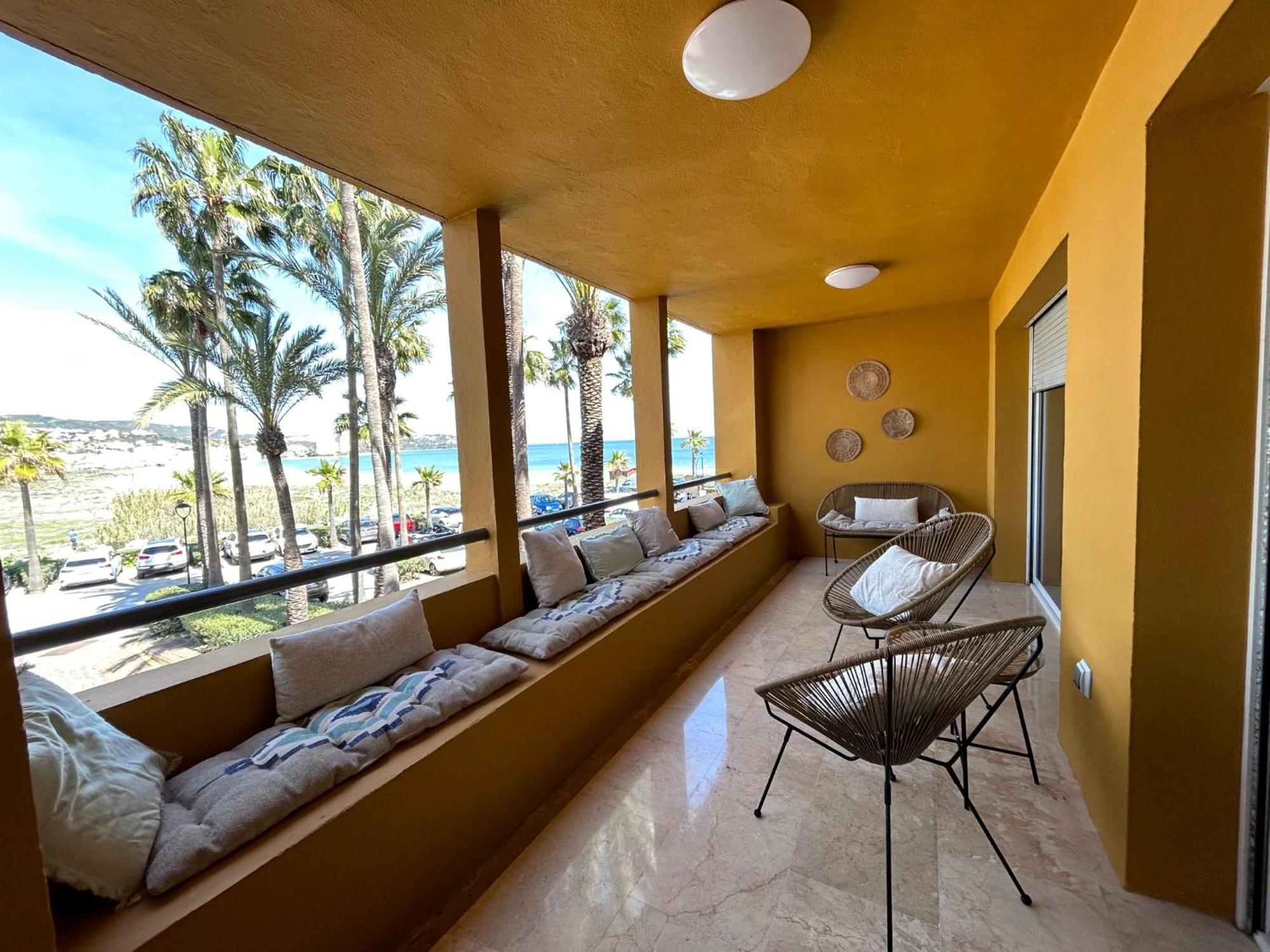 Puerto Sotogrande Con Vistas Al Mar Apartment Luaran gambar